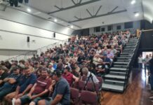 Feral deer forum attracts crowd