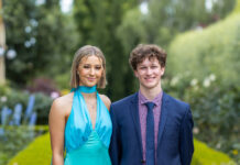 Students enjoy Valedictory Dinner