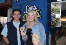 Beachport donuts back in business