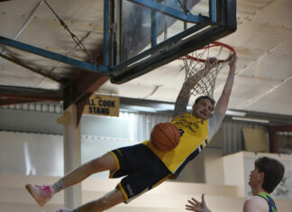 Lakers dominate weekend